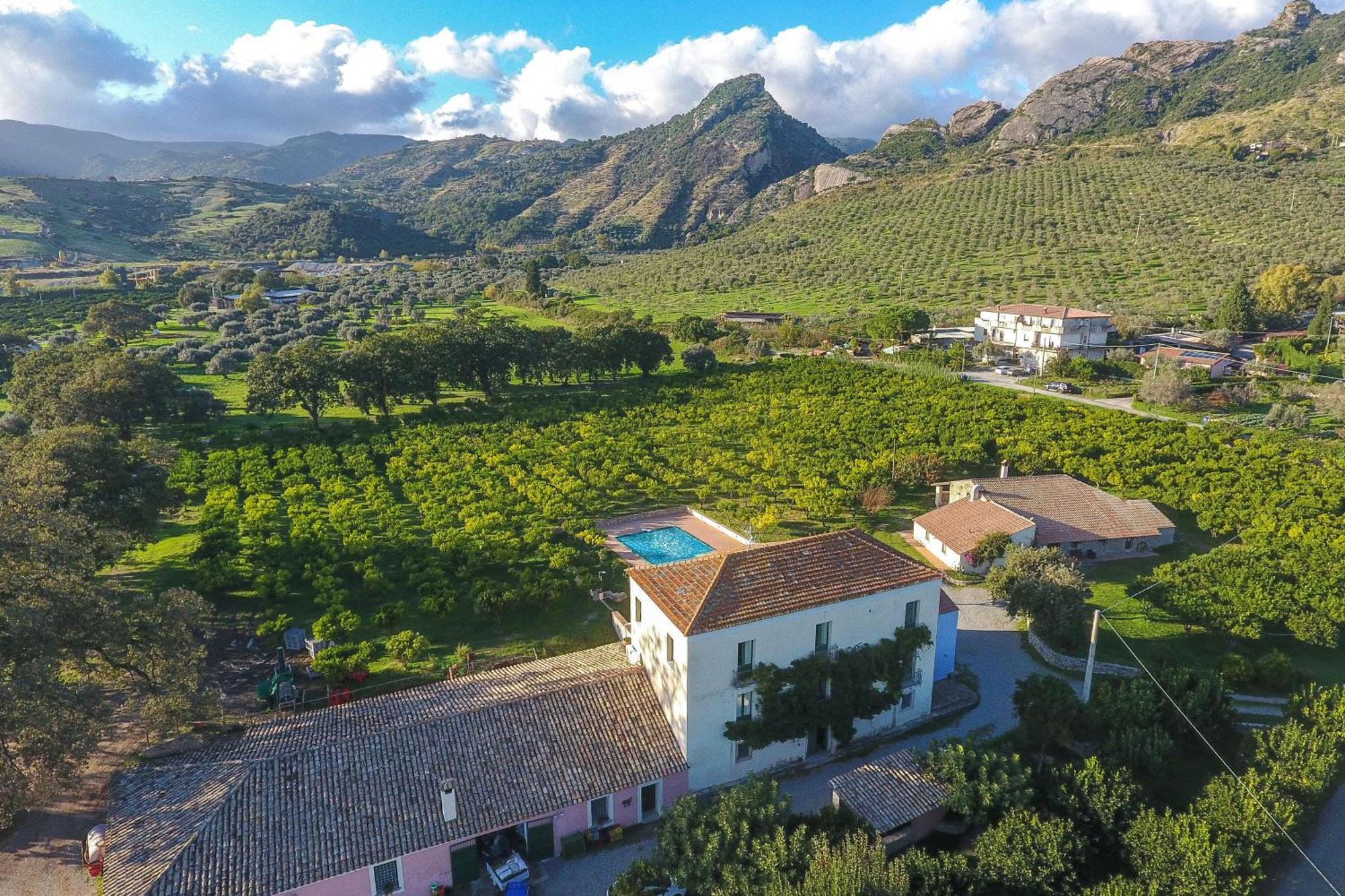 Barone Gr Macri Agriturismo Modi Gerace Εξωτερικό φωτογραφία